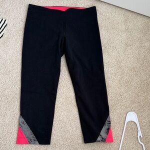 Under Armour Black and Pink womens Leggings